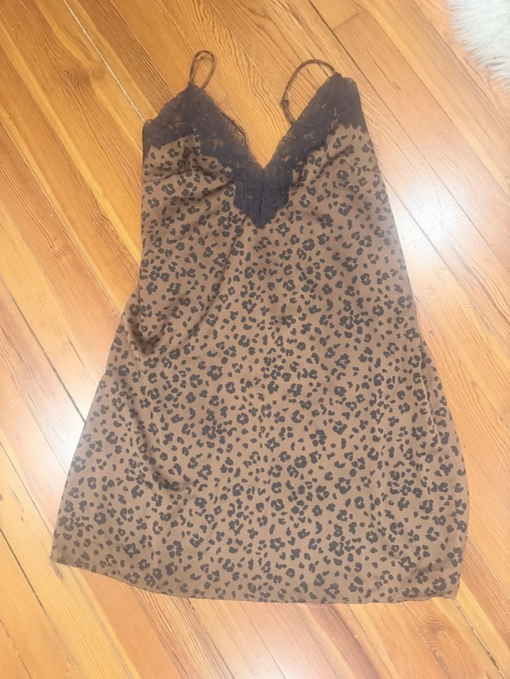 Auden leopard print